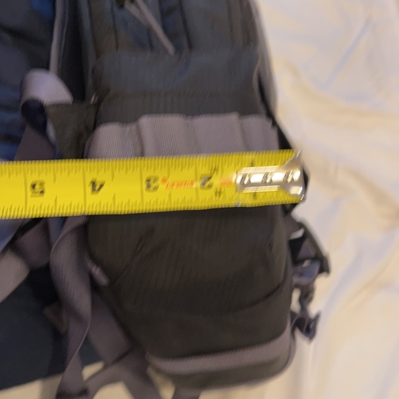 LLBean black backpack with soft section for laptop - Picture 15 of 15